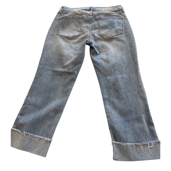 Old Navy Womens Light Wash Cropped Flare Jeans Size 6 Mid-Rise Distressed Hem Co - Picture 4 of 9